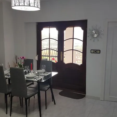 The Triplets * Agres